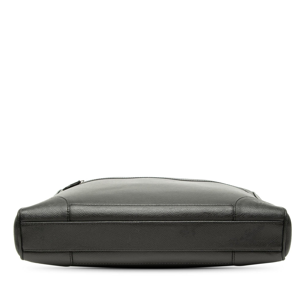 Louis Vuitton Taiga Igor Briefcase