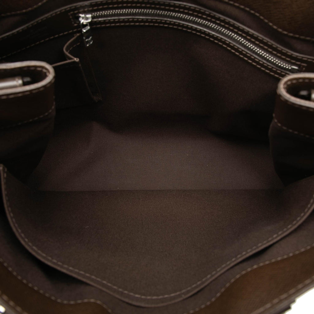 Louis Vuitton Taiga Kasbek PM