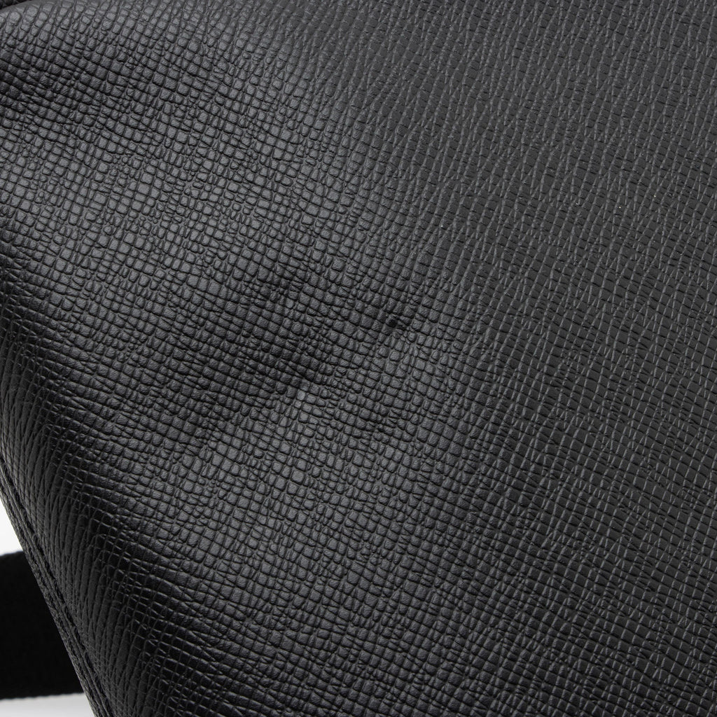 Louis Vuitton Taiga Leather Alex BB Messenger