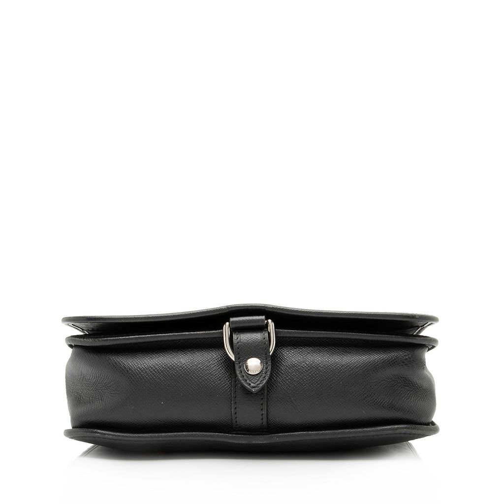 Louis Vuitton Taiga Leather Andrei Messenger Bag (SHF-23822)