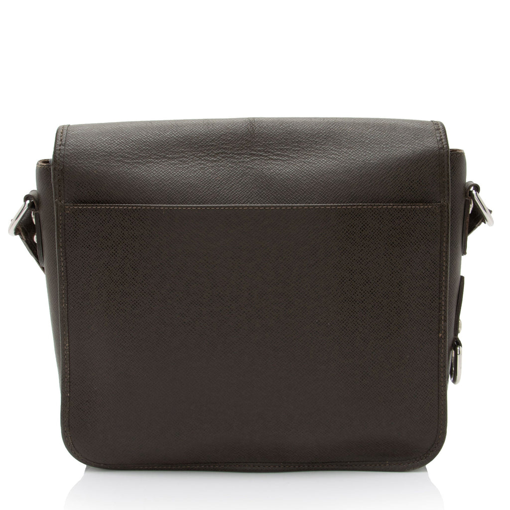 Louis Vuitton Taiga Leather Andrei Messenger (SHF-IYHH6n)