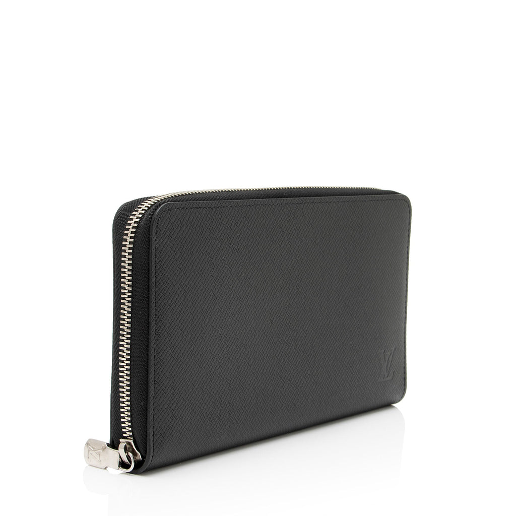 Louis Vuitton Taiga Leather Zippy Organizer Wallet
