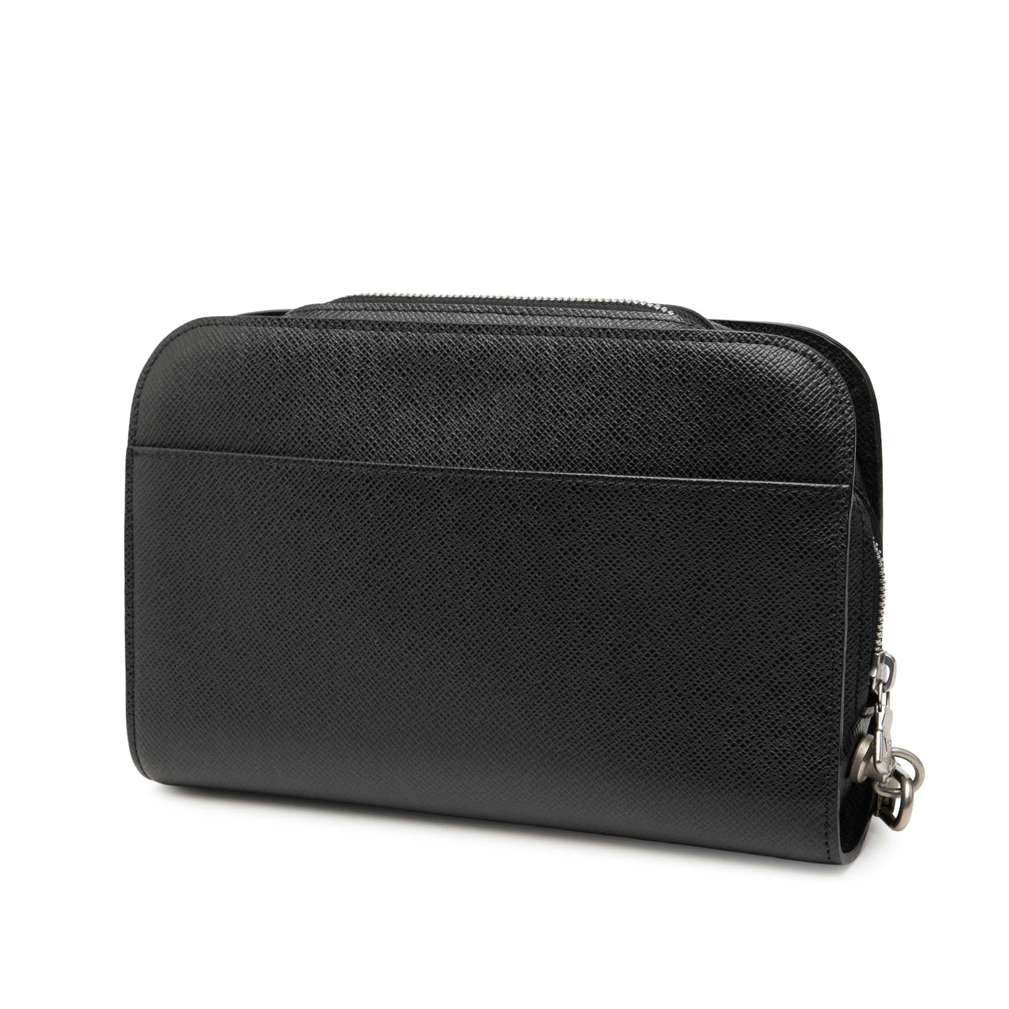 Louis Vuitton Taiga Pochette Baikal