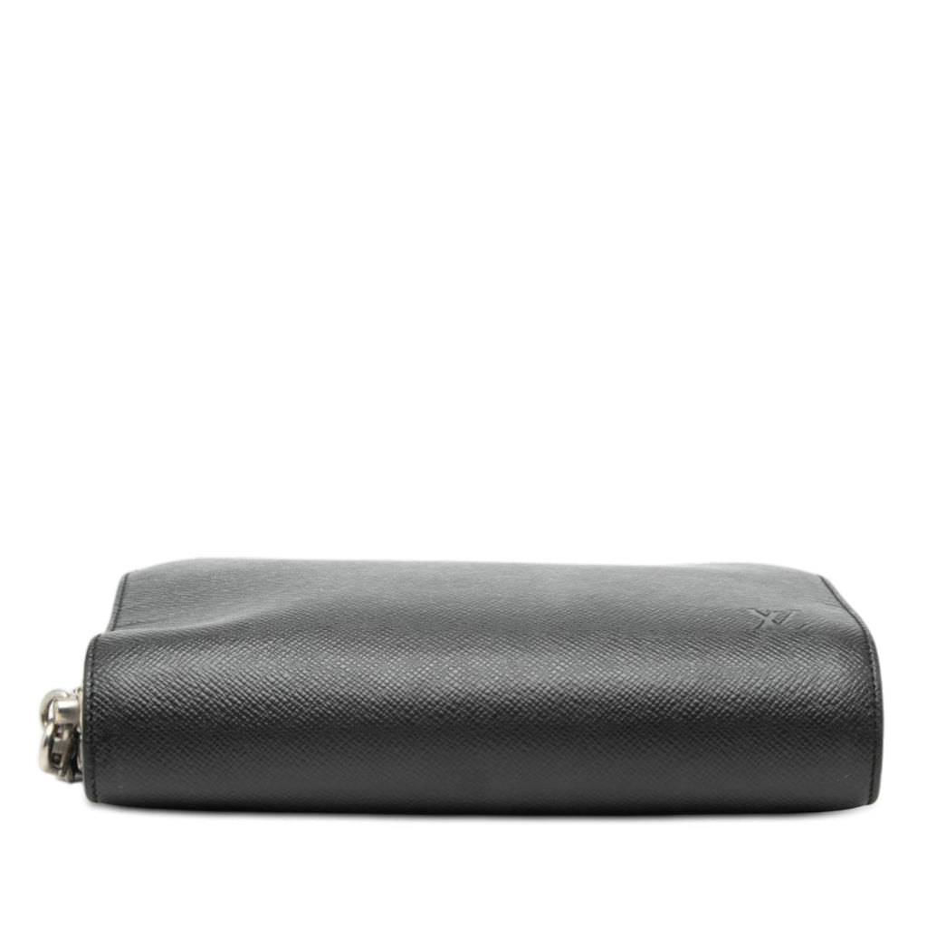 Louis Vuitton Taiga Pochette Baikal
