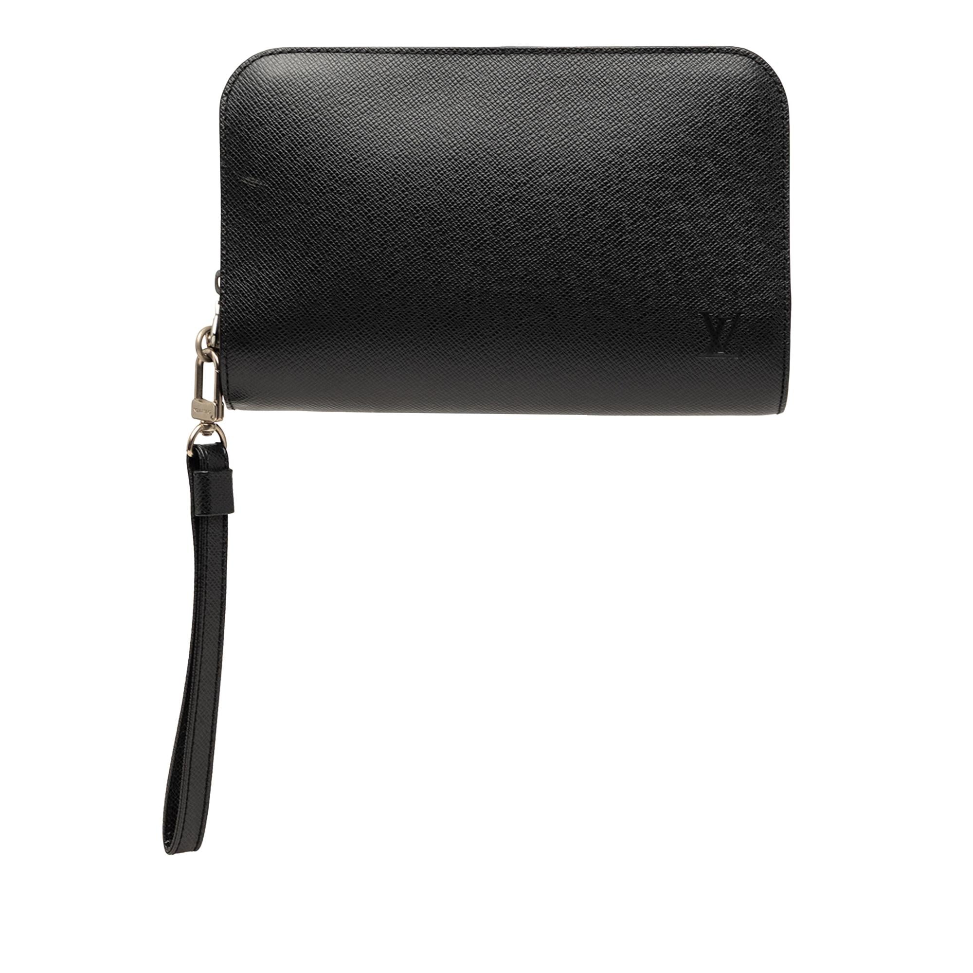 Louis Vuitton Taiga Pochette Baikal