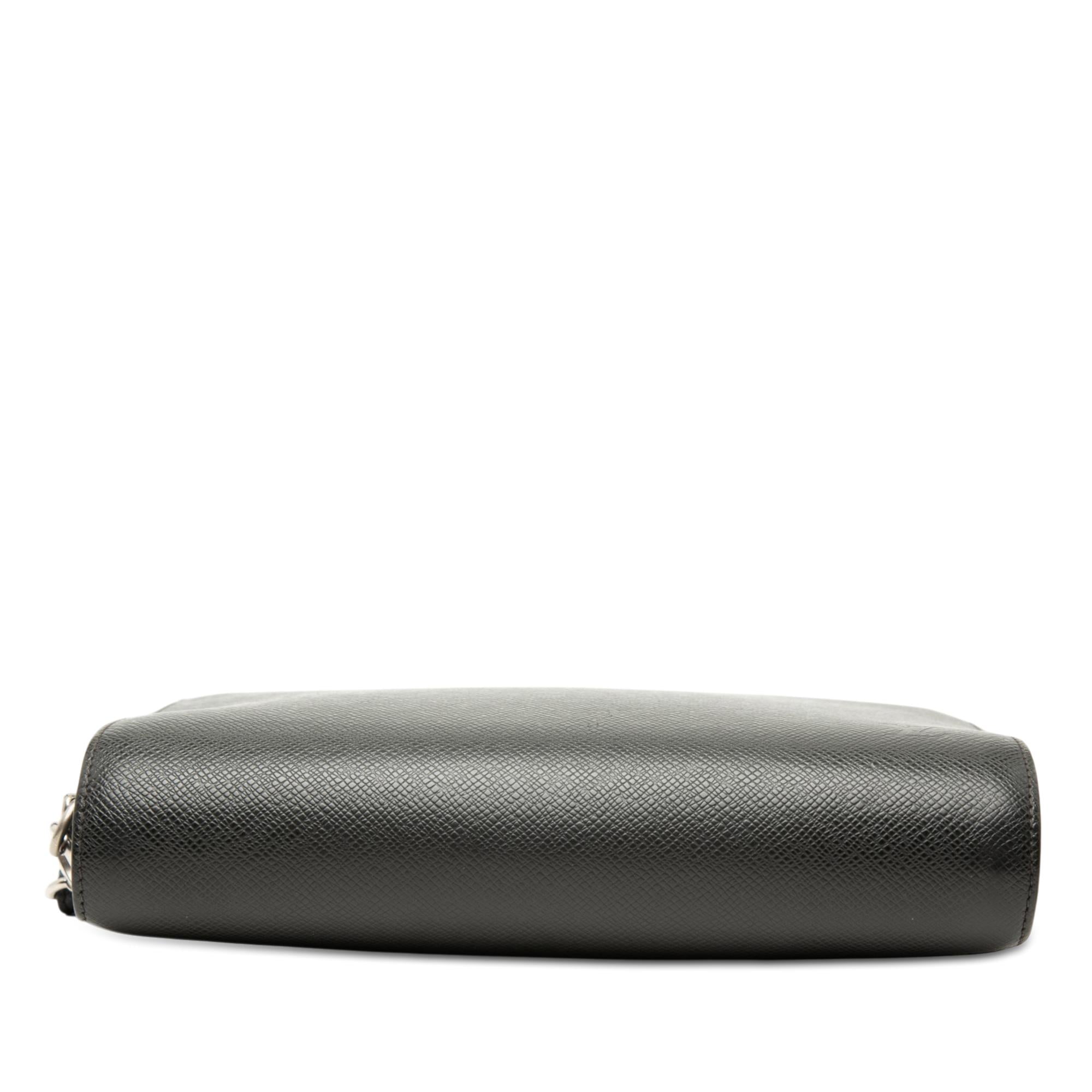 Louis Vuitton Taiga Pochette Baikal