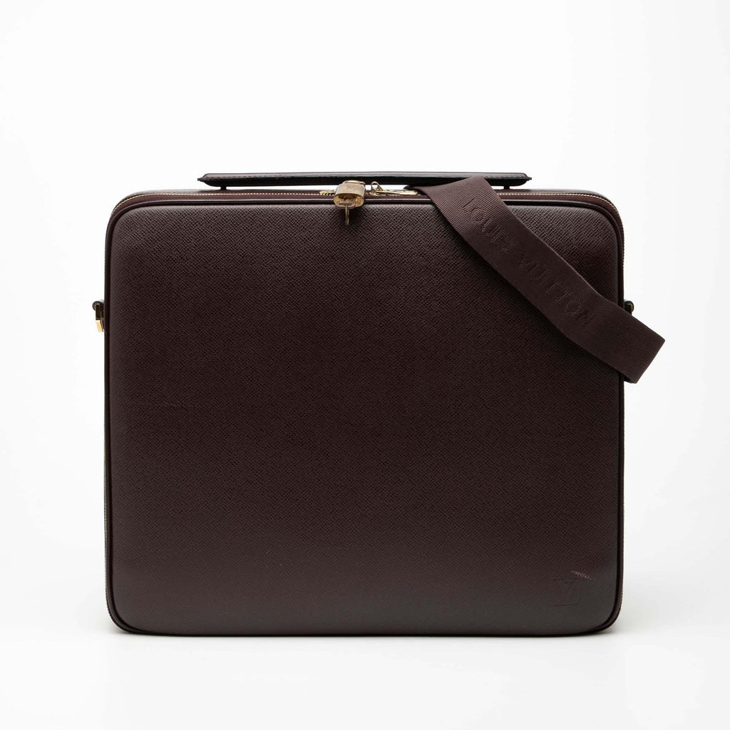 Louis Vuitton Taiga Porte Ordinateur Odessa