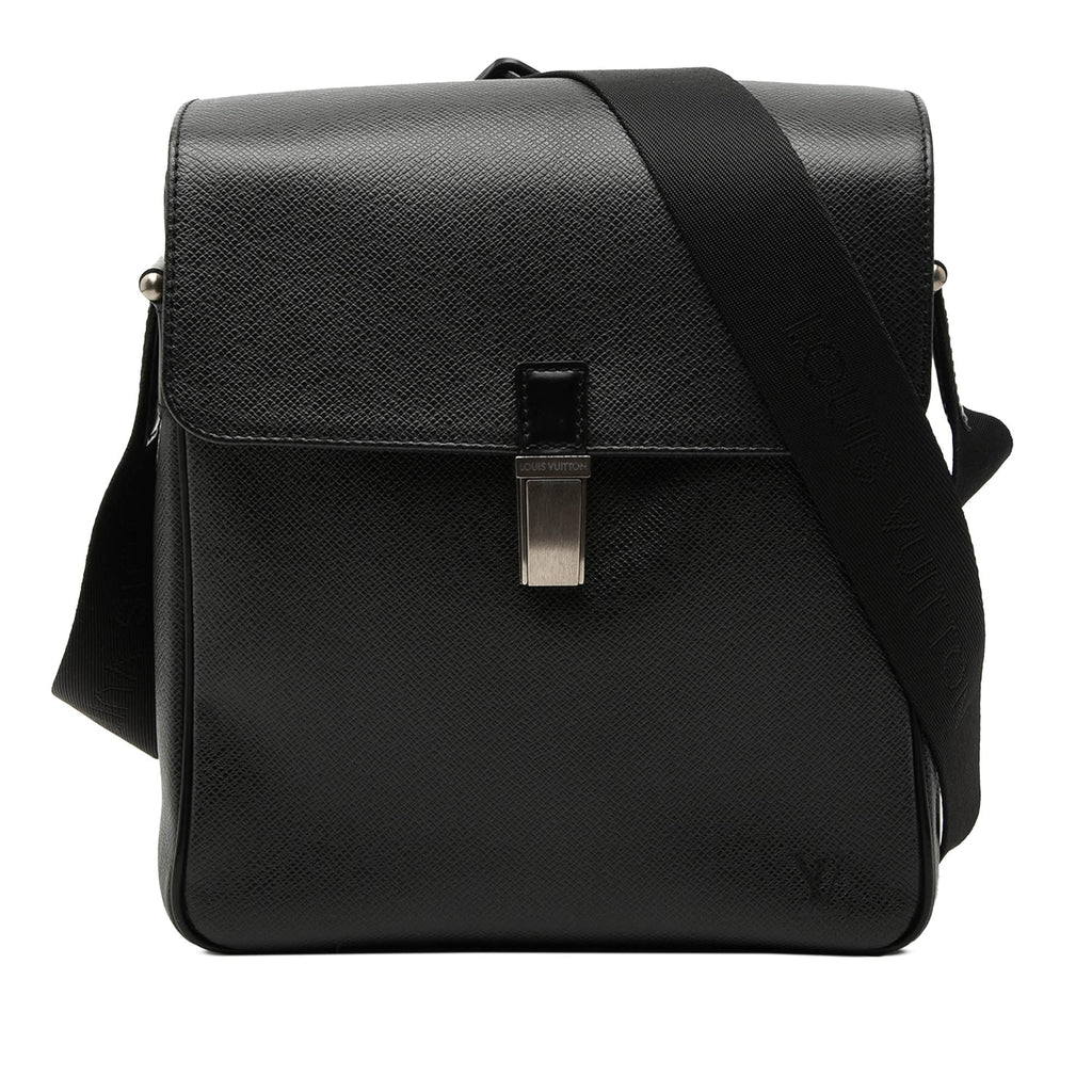Louis Vuitton Taiga Yaranga