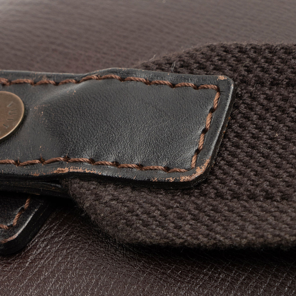 Louis Vuitton Utah Leather Iroquois Small Messenger Bag (SHF-da66x9)