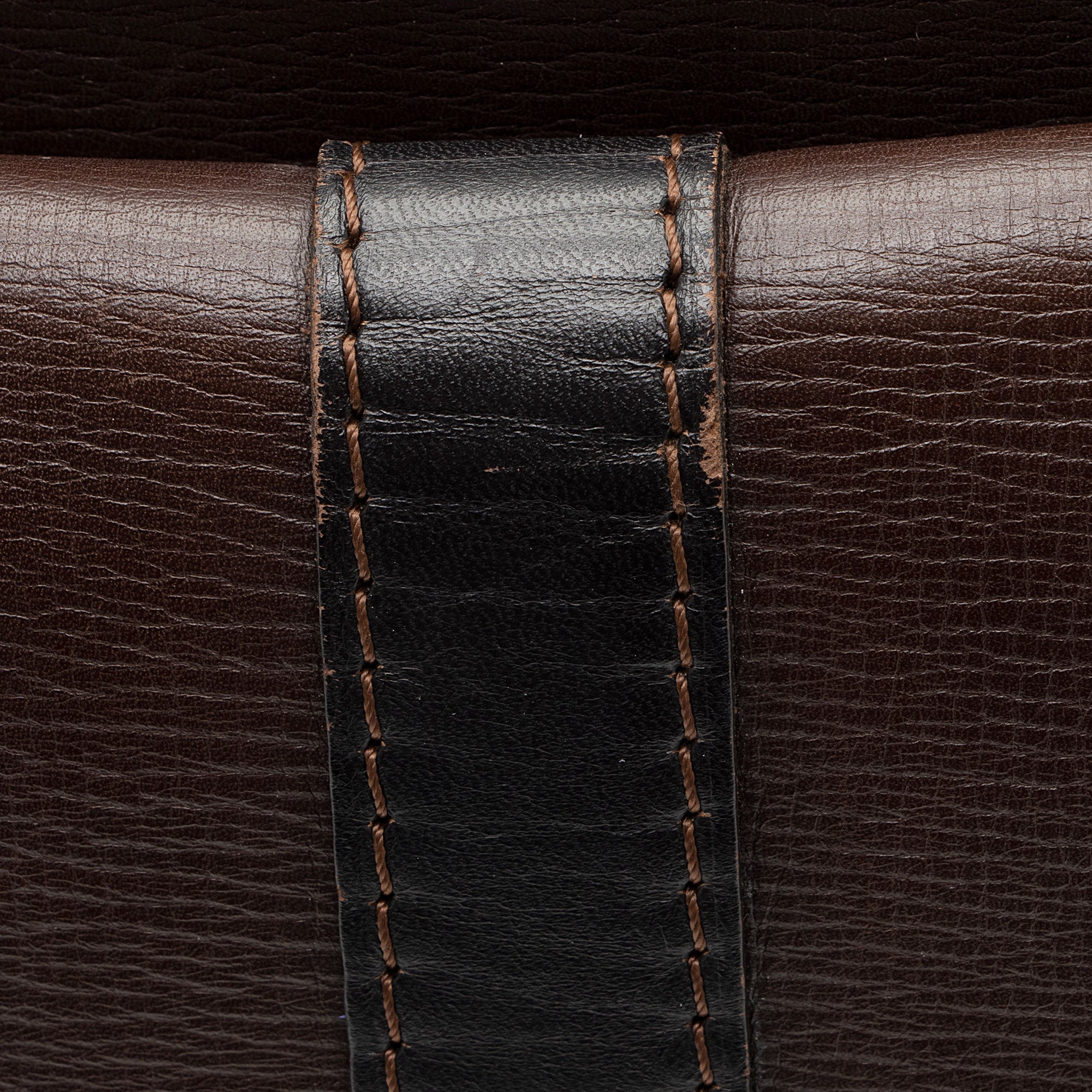 Louis Vuitton Utah Leather Iroquois Small Messenger Bag (SHF-da66x9)