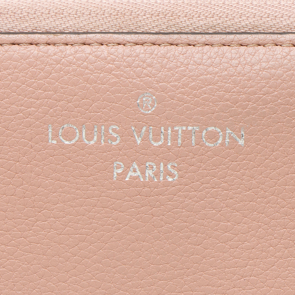 Louis Vuitton Veau Cachemire Comete Zip Around Wallet