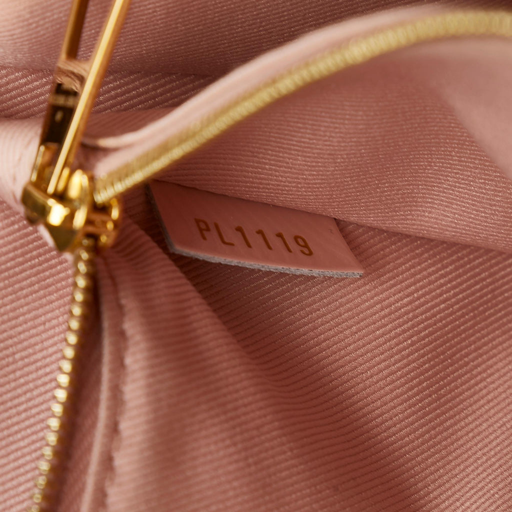 Louis Vuitton Vernis Cherrywood PM (SHG-n5iyVd)