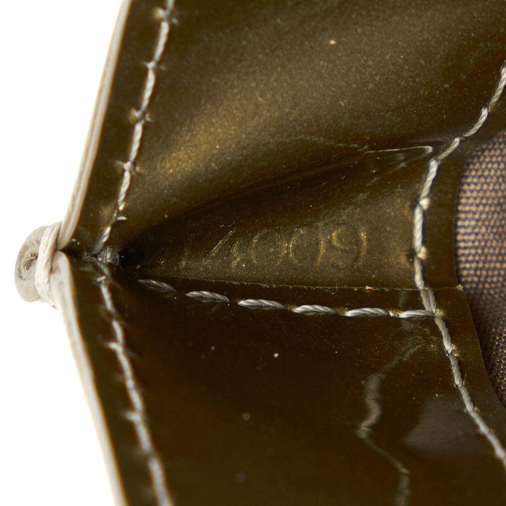 Louis Vuitton Vernis Wilshire PM (SHG-22572)