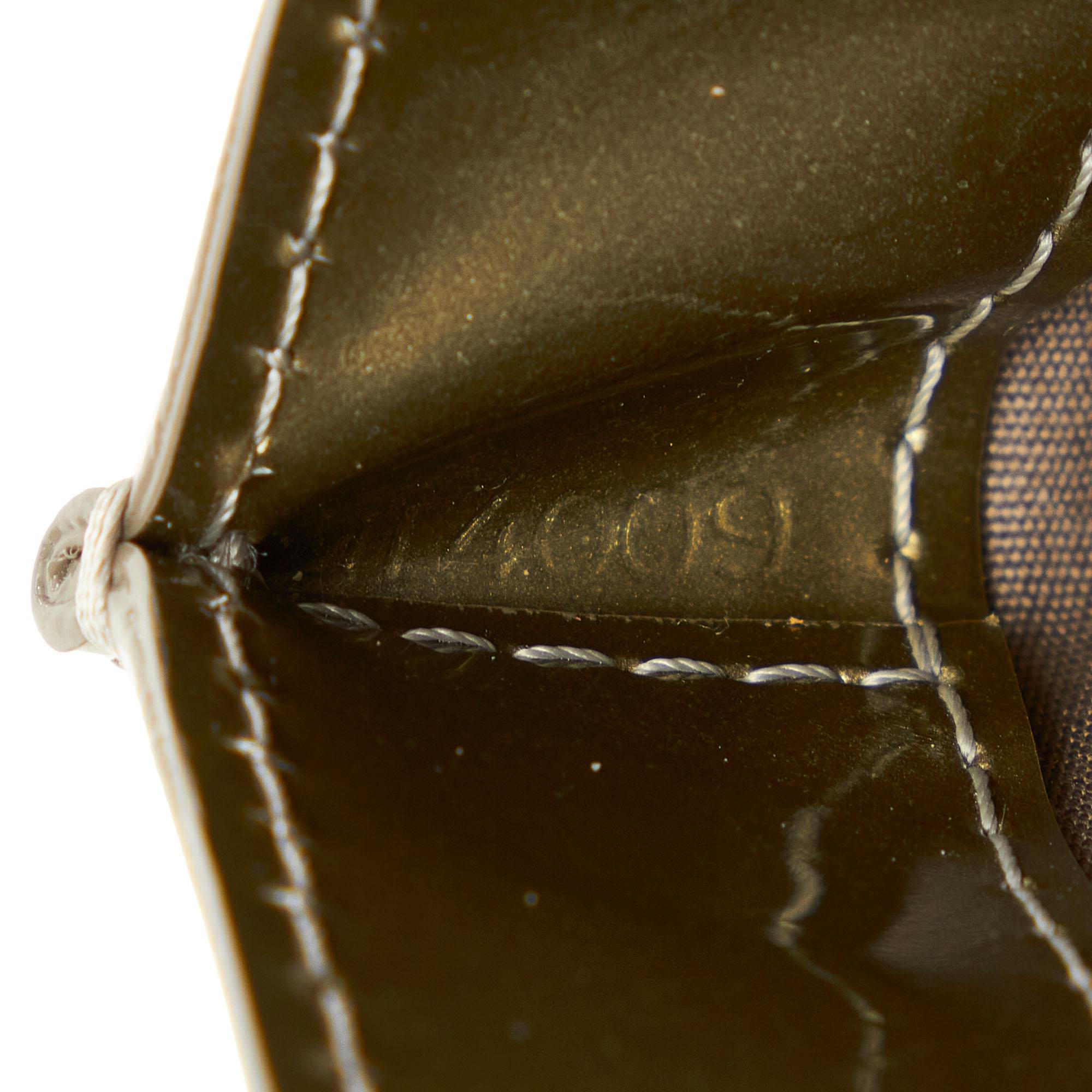 Louis Vuitton Vernis Wilshire PM (SHG-22572)