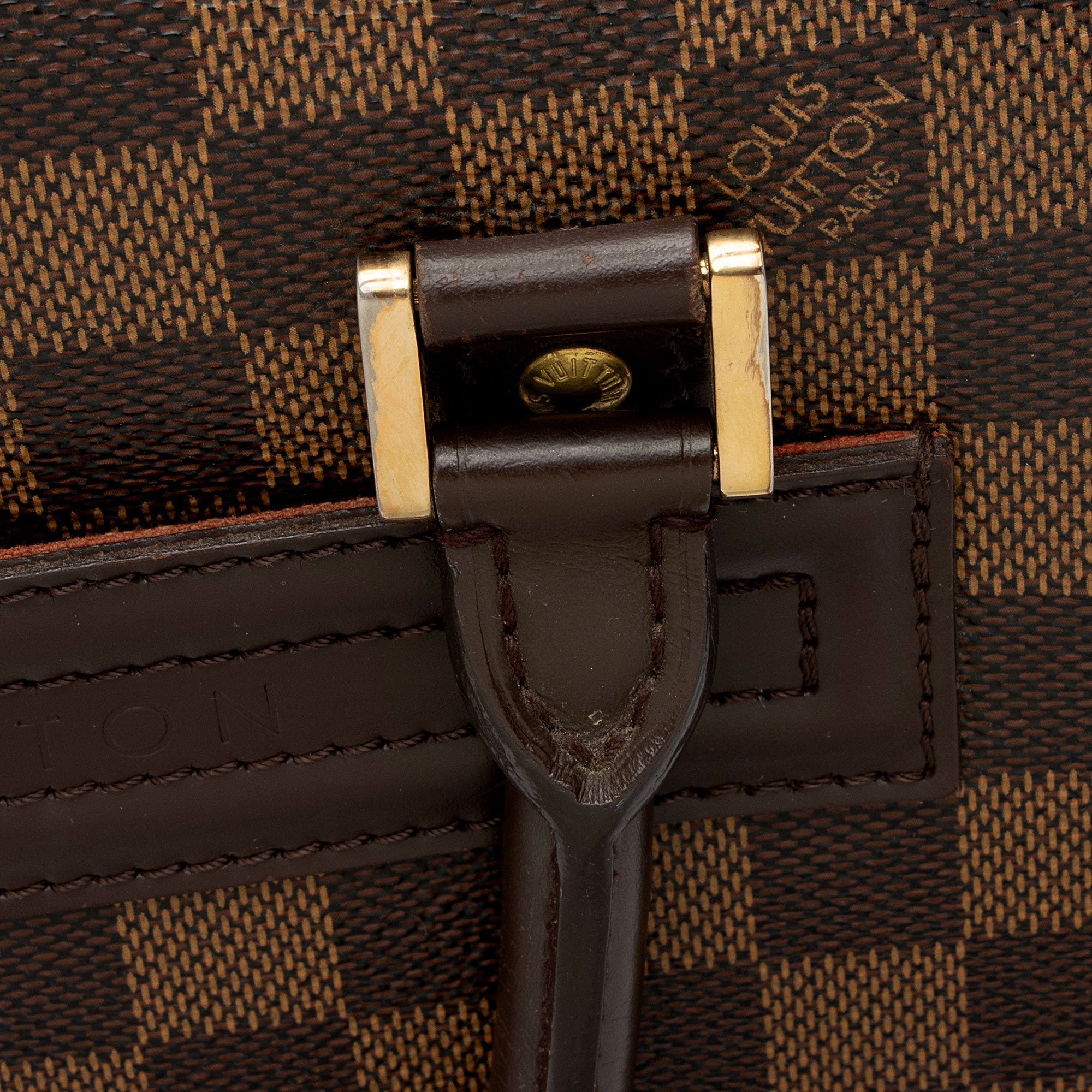 Louis Vuitton Vintage Damier Ebene Nolita MM Satchel (SHF-EdJeCk)