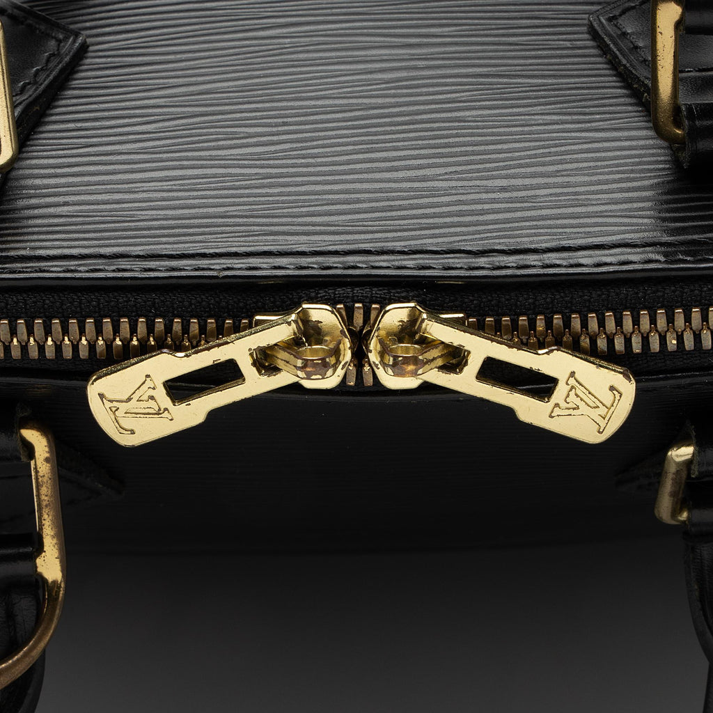 Louis Vuitton Vintage Epi Leather Alma PM Satchel (SHF-UHUqye)