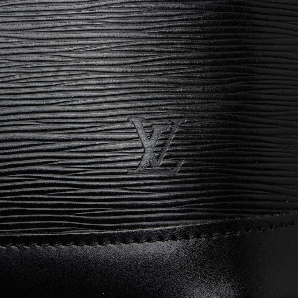 Louis Vuitton Vintage Epi Leather Alma PM Satchel (SHF-UHUqye)