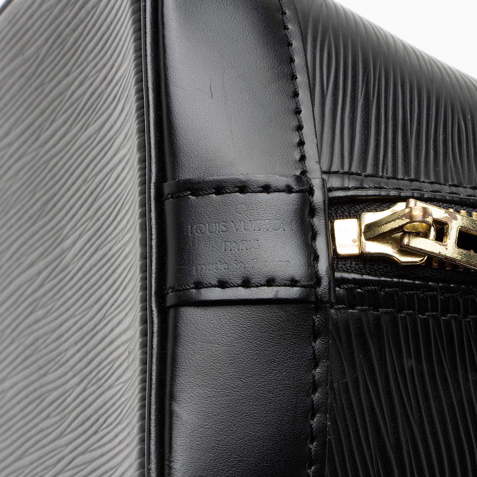 Louis Vuitton Vintage Epi Leather Alma PM Satchel (SHF-UHUqye)