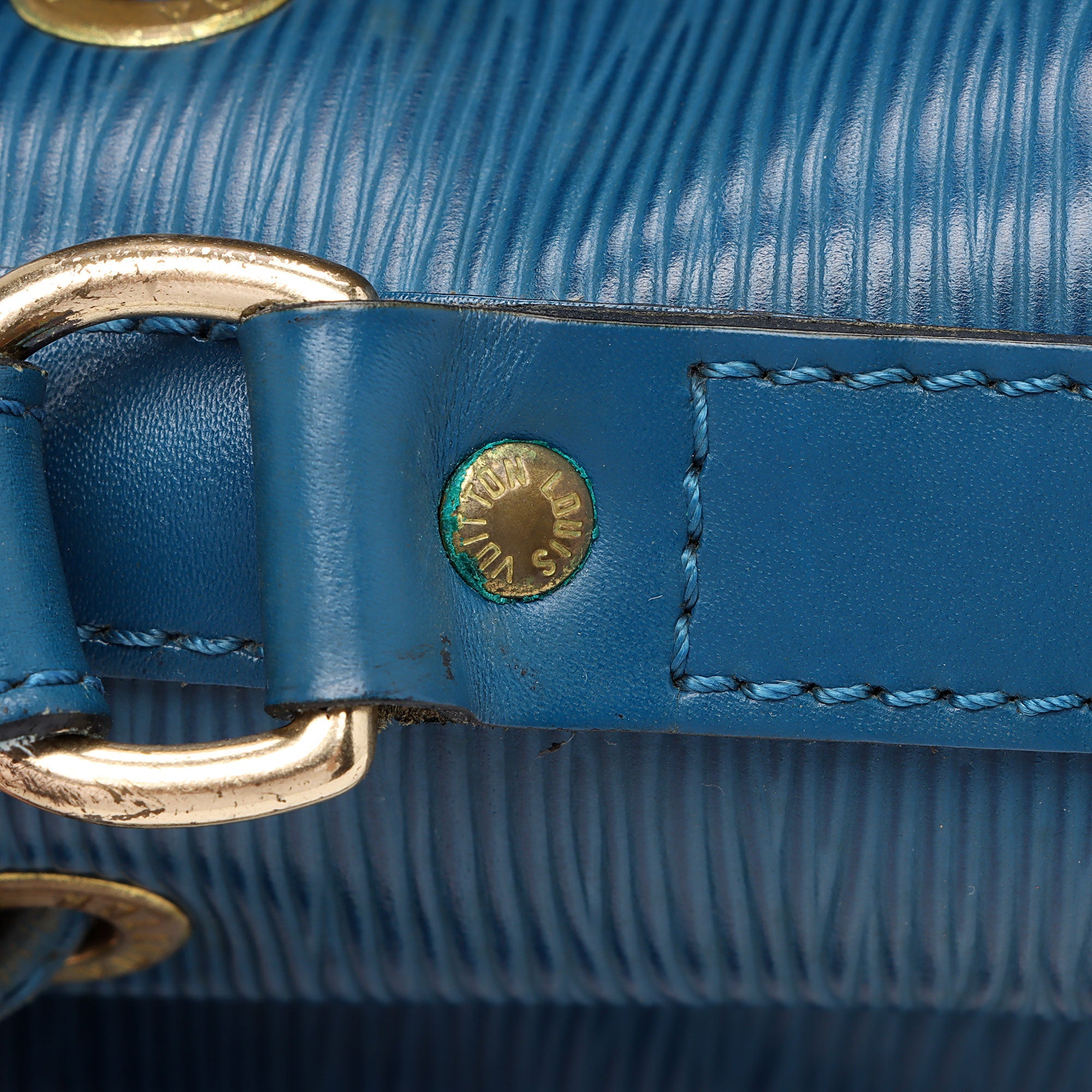 Louis Vuitton Vintage Epi Leather Petit Noe Shoulder Bag (SHF-PWI9dh)