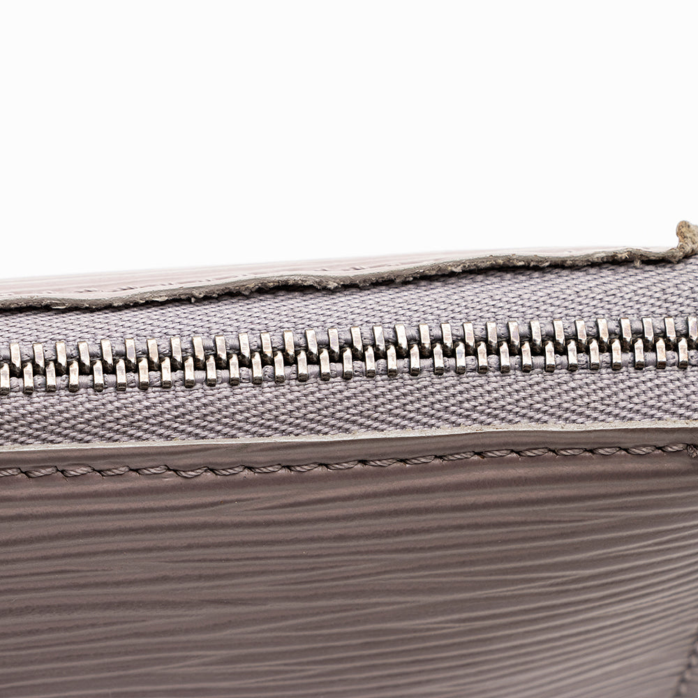 Louis Vuitton Vintage Epi Leather Pochette 21 Accessoires (SHF-17456)