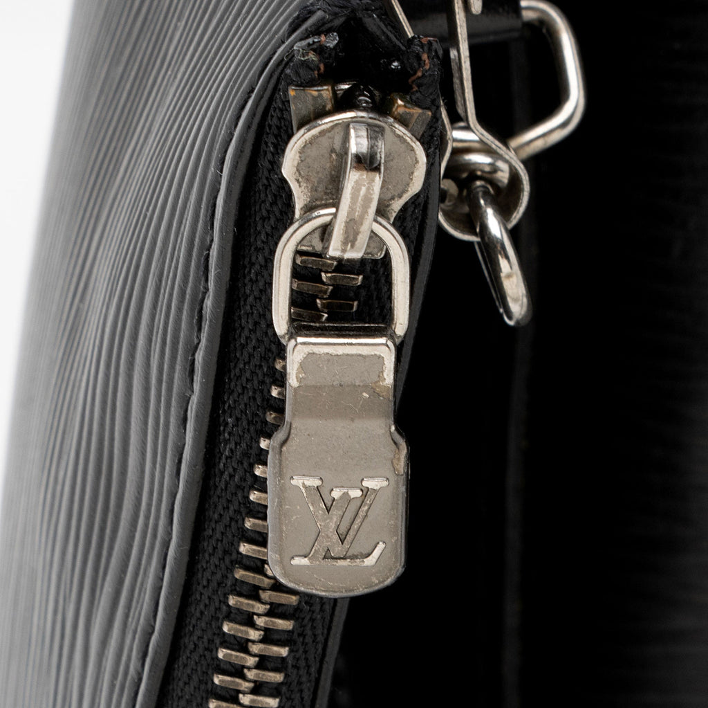 Louis Vuitton Vintage Epi Leather Sac A Dos Sling Bag (SHF-MpRcNh)