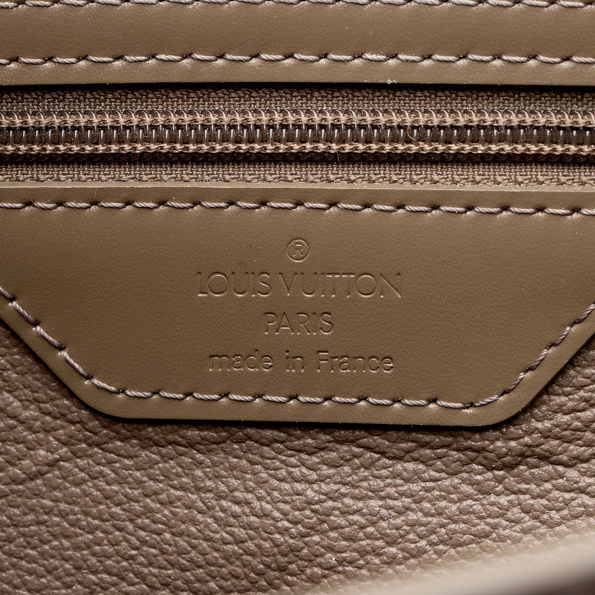 Louis Vuitton Vintage Epi Leather Sac Plat GM Tote (SHF-PhAX2i)