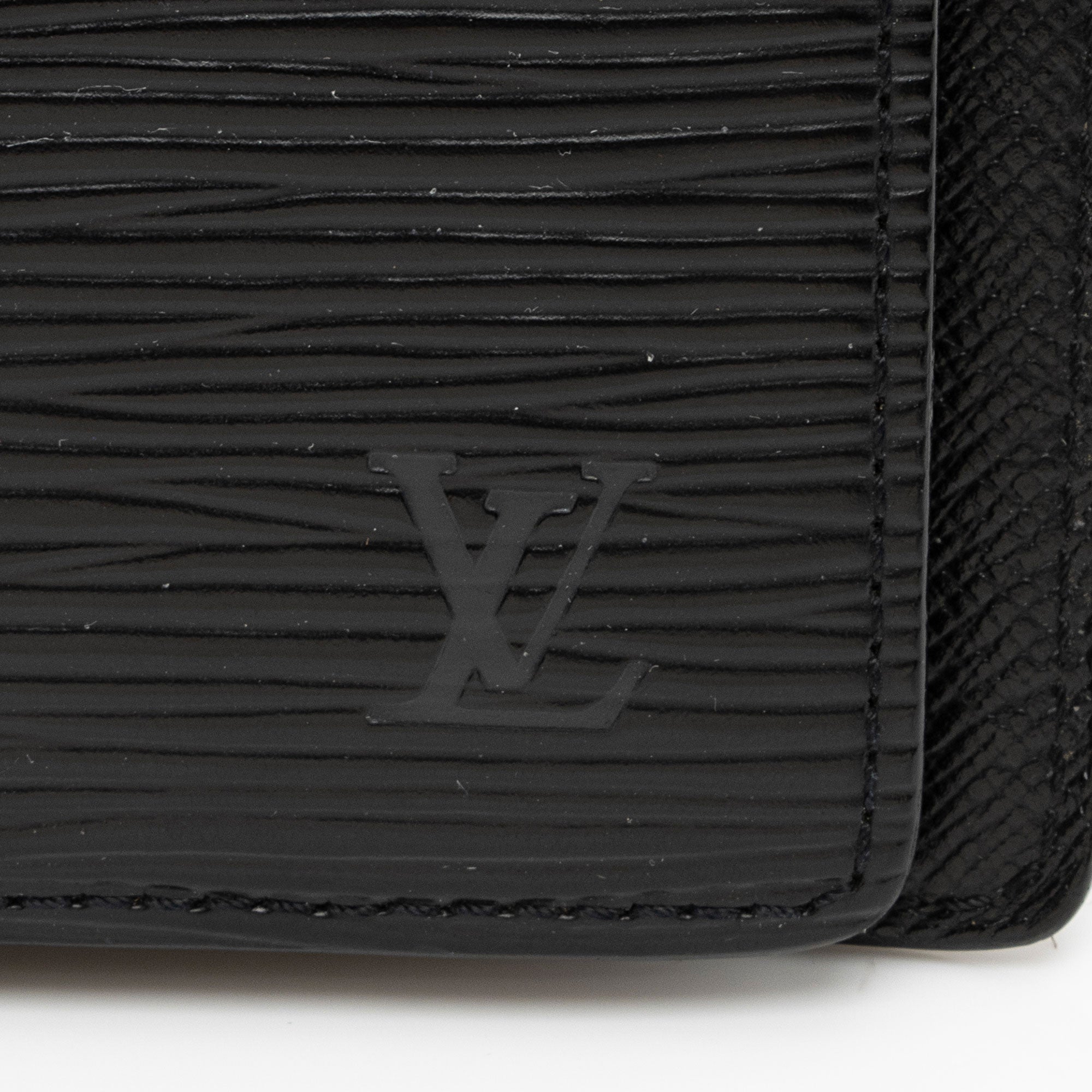 Louis Vuitton Vintage Epi Leather Small Agenda Cover (SHF-gQcGe7)