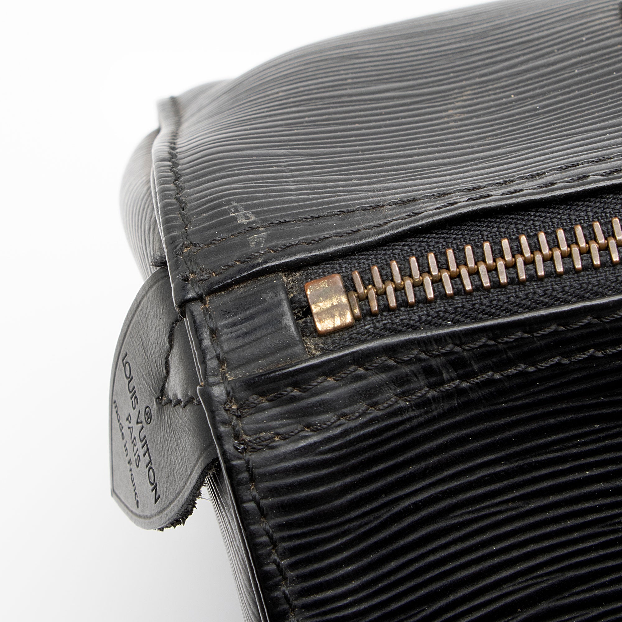 Louis Vuitton Vintage Epi Leather Speedy 25 Satchel (SHF-DoQmyZ)