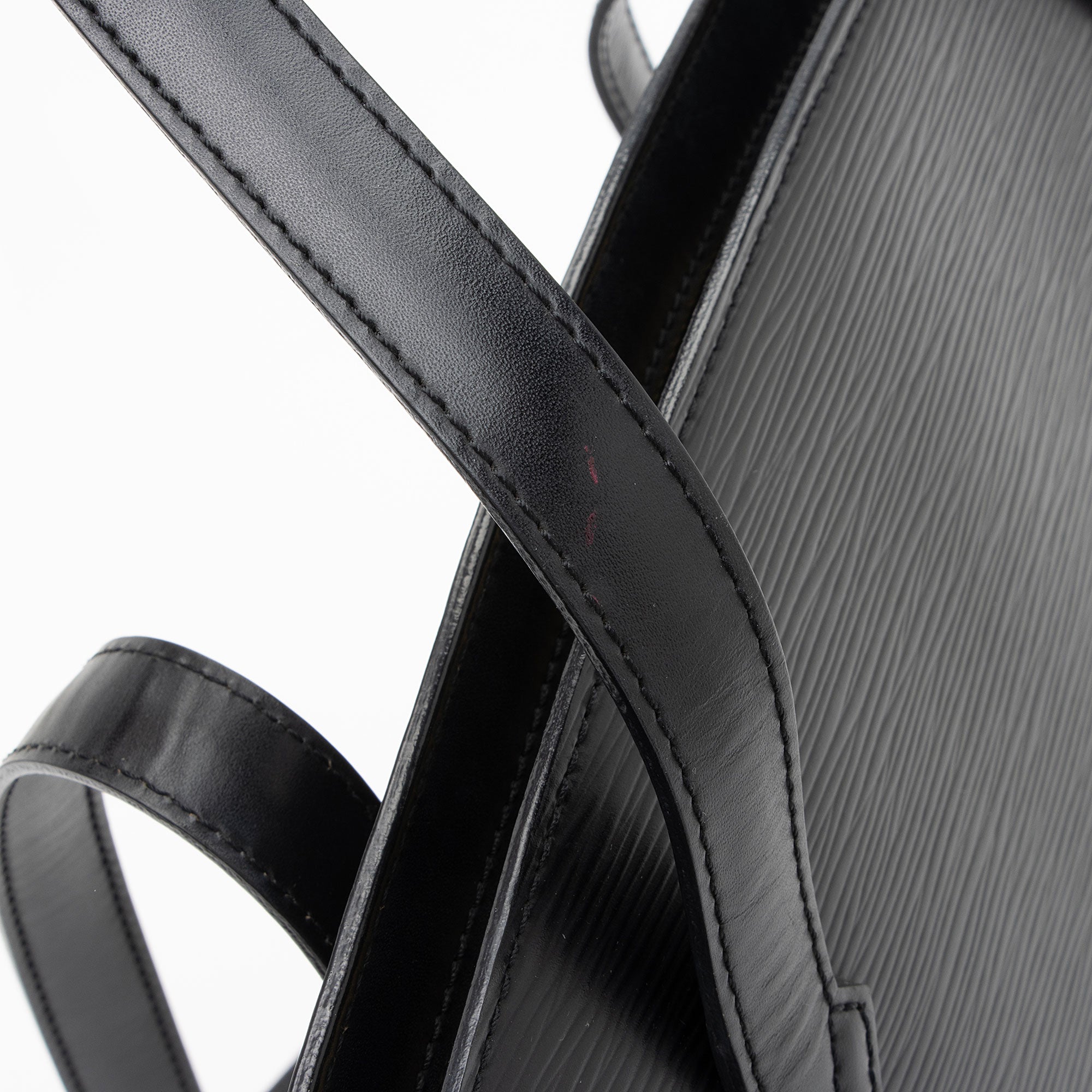 Louis Vuitton Vintage Epi Leather St. Jacques PM Shoulder Bag (SHF-aKLoo0)