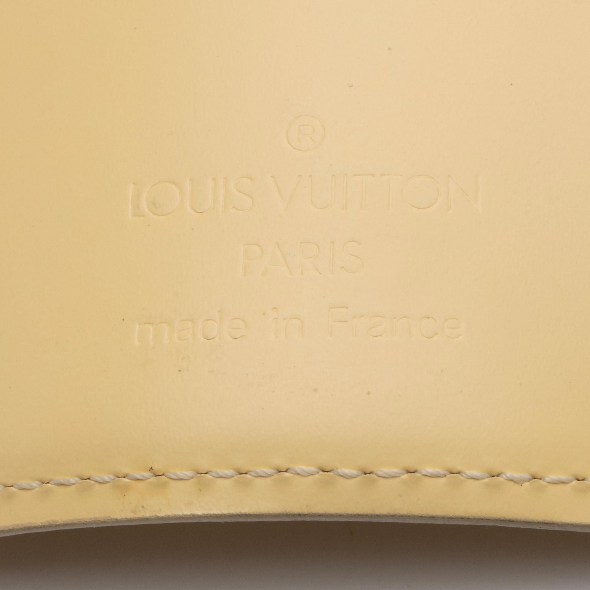 Louis Vuitton Vintage Epi Leather Trifold Wallet (SHF-23581)