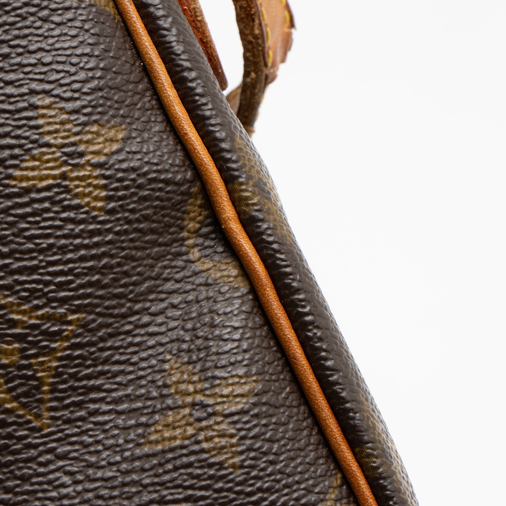 Louis Vuitton Vintage Monogram Canvas 90th Anniversary Danube Shoulder Bag (SHF-lb7Mad)