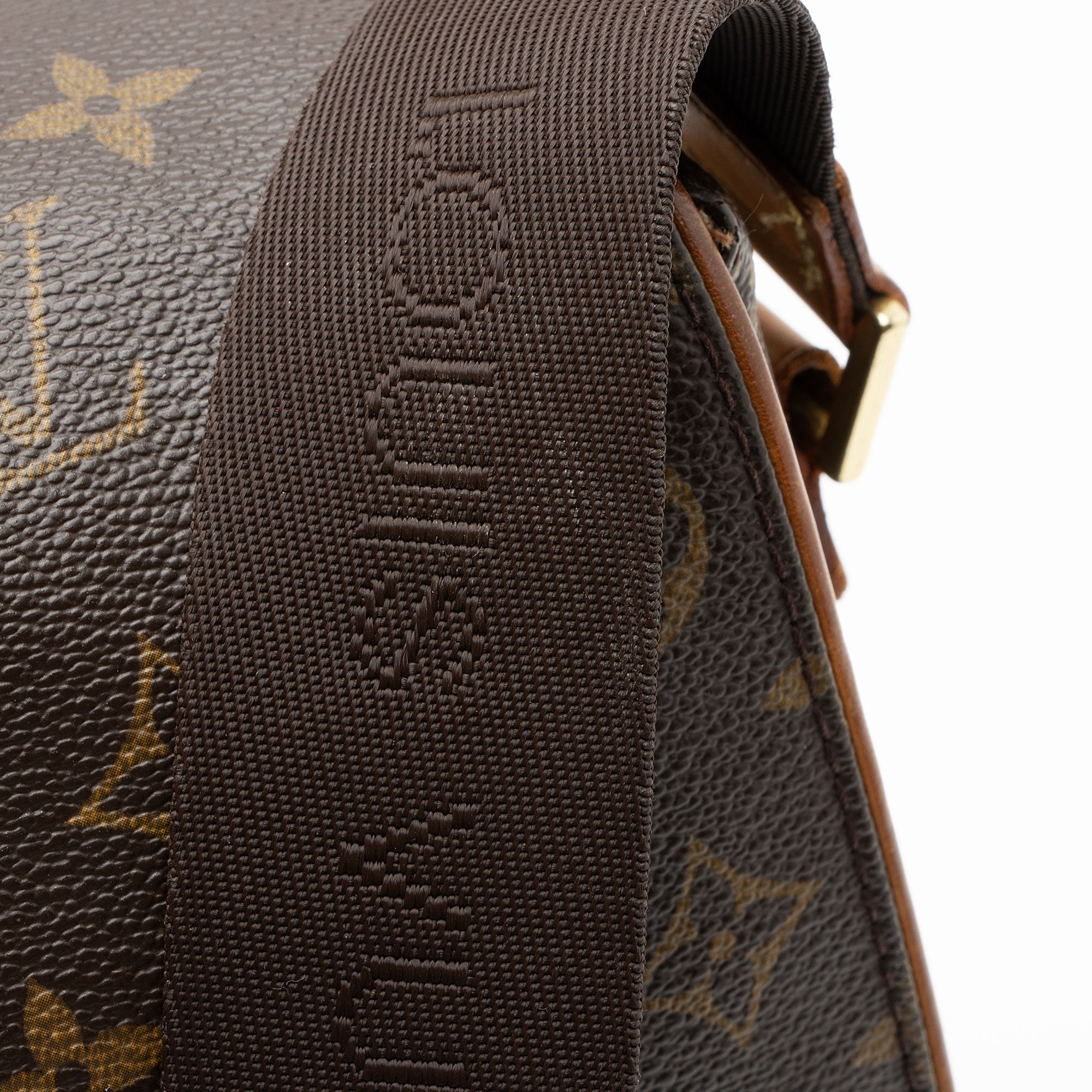 Louis Vuitton Vintage Monogram Canvas Abbesses Messenger