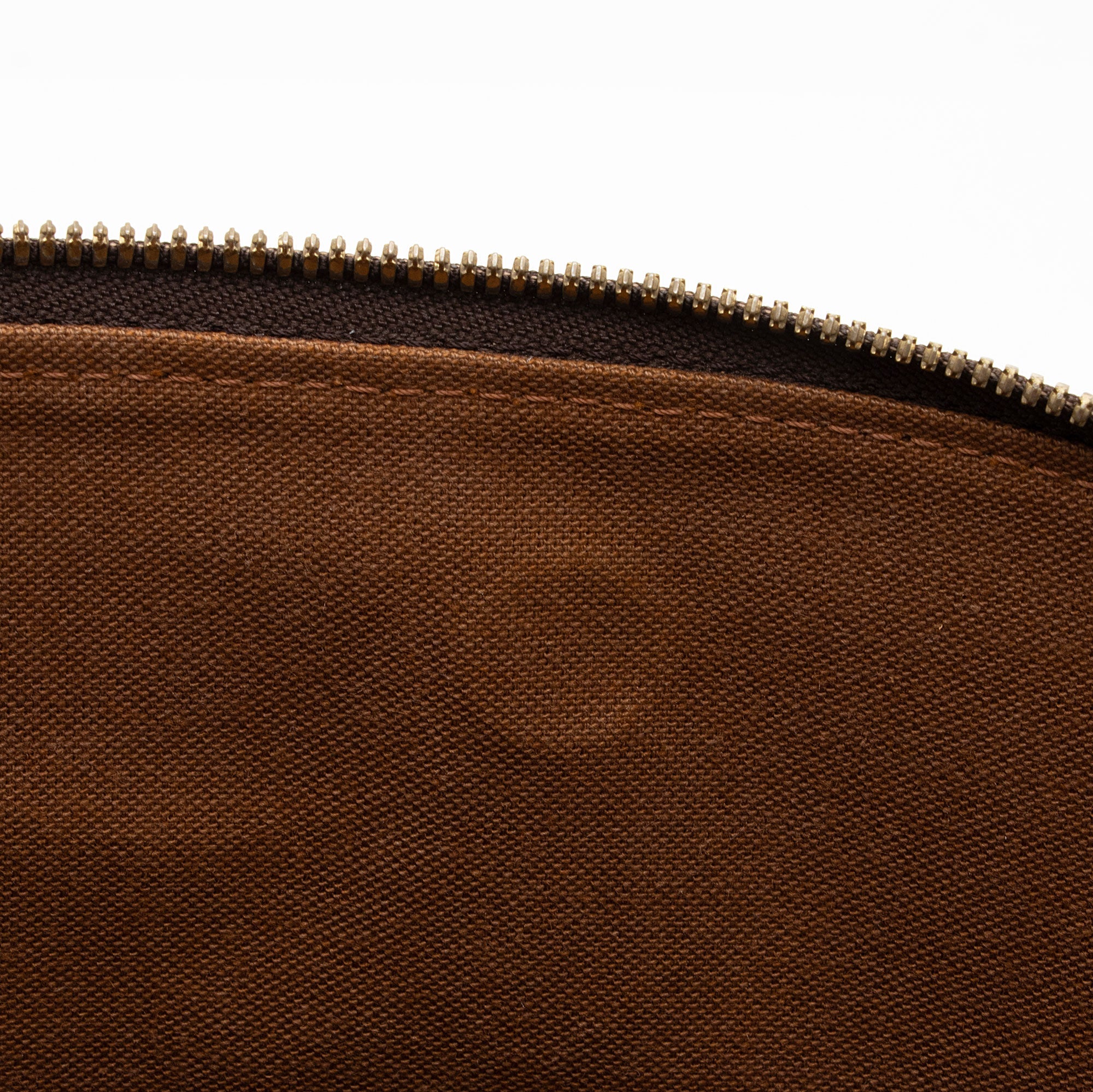 Louis Vuitton Vintage Monogram Canvas Alma PM Satchel (SHF-OnswEh)