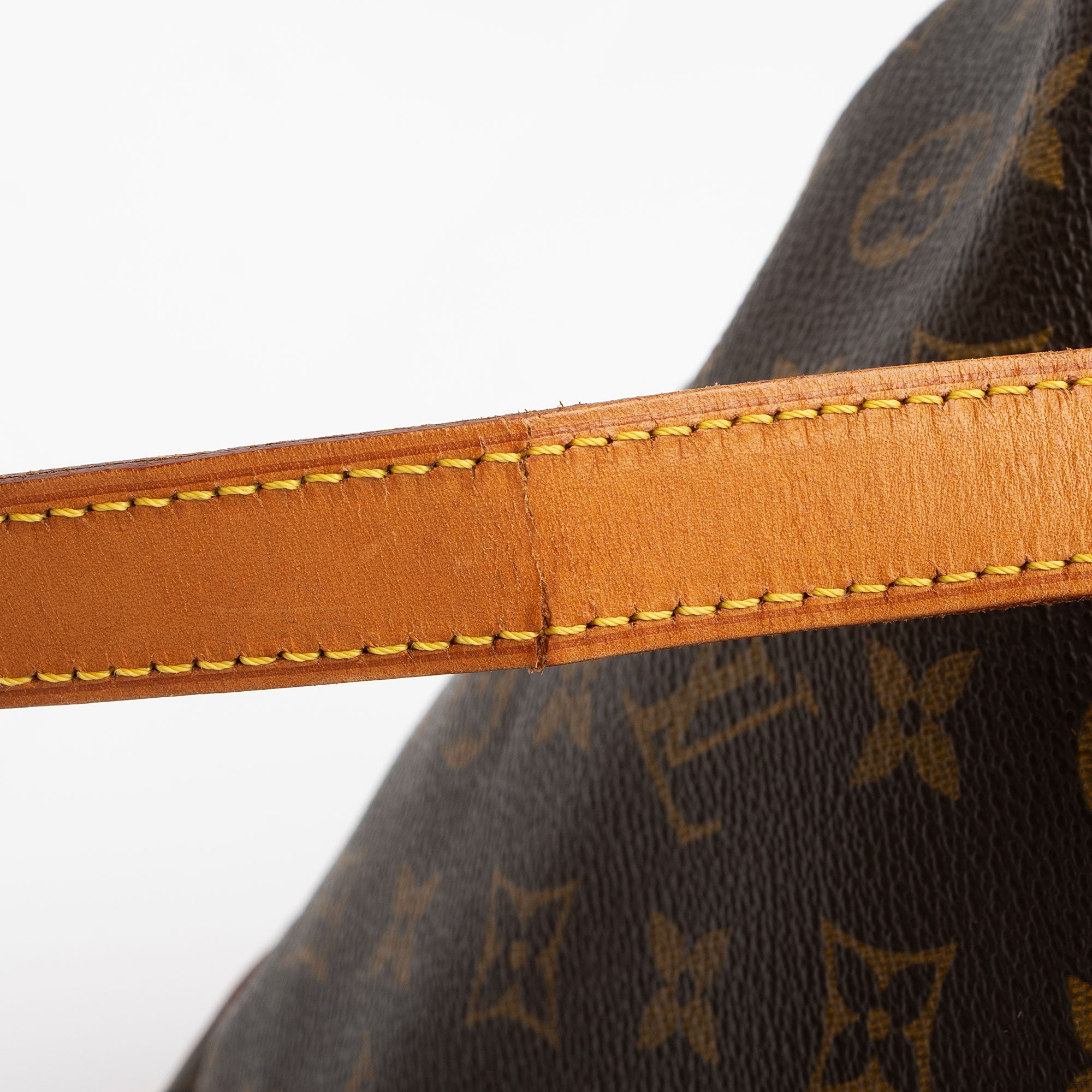 Louis Vuitton Vintage Monogram Canvas Cabas Mezzo Tote (SHF-gWgXjG)