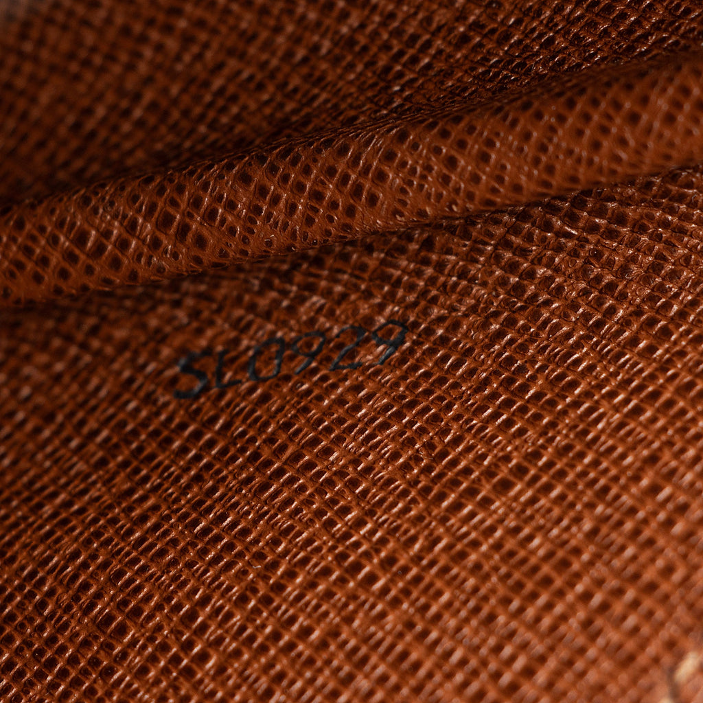 Louis Vuitton Vintage Monogram Canvas Cartouchiere GM Shoulder Bag (SHF-yJImEg)