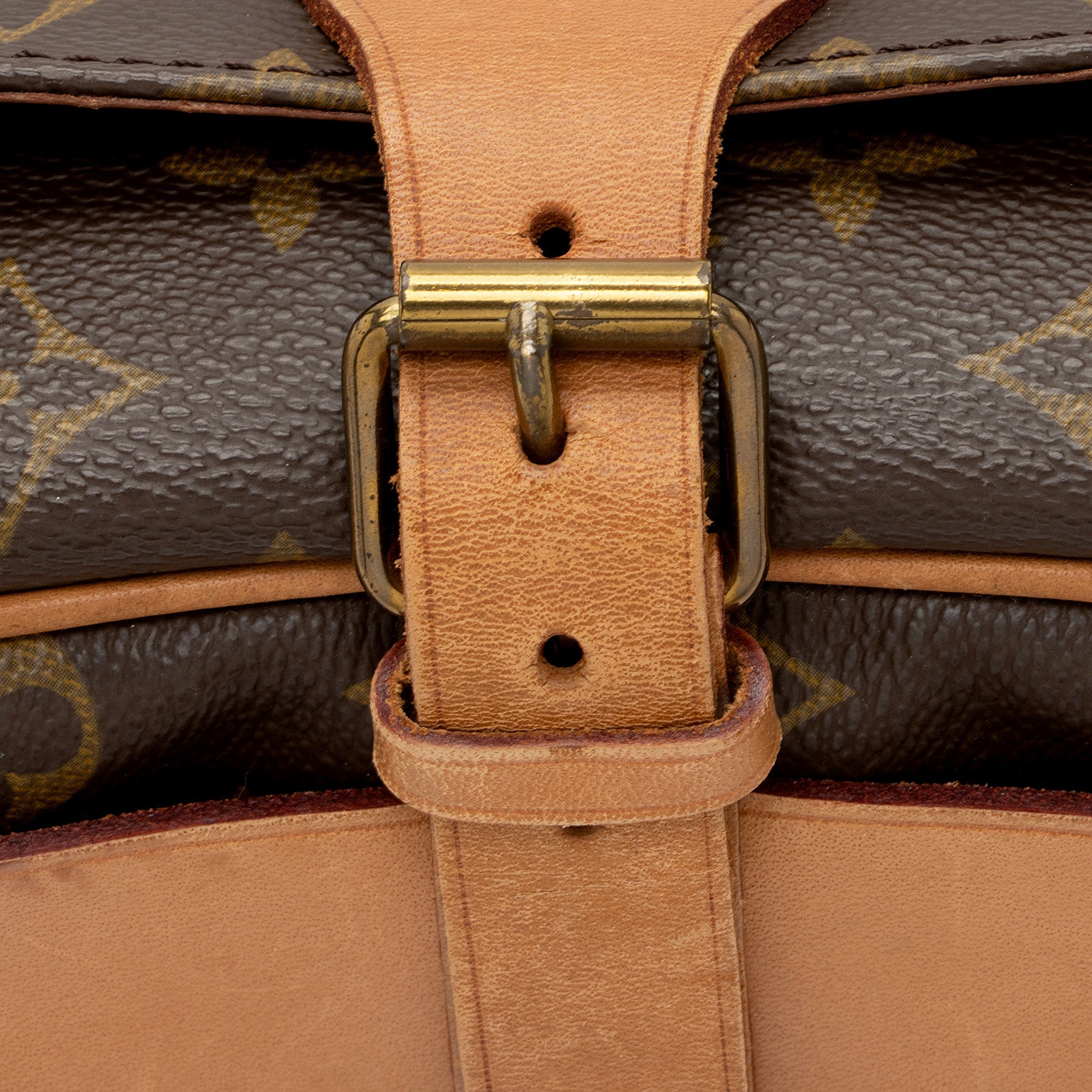 Louis Vuitton Vintage Monogram Canvas Cartouchiere GM Shoulder Bag (SHF-sdbpJh)
