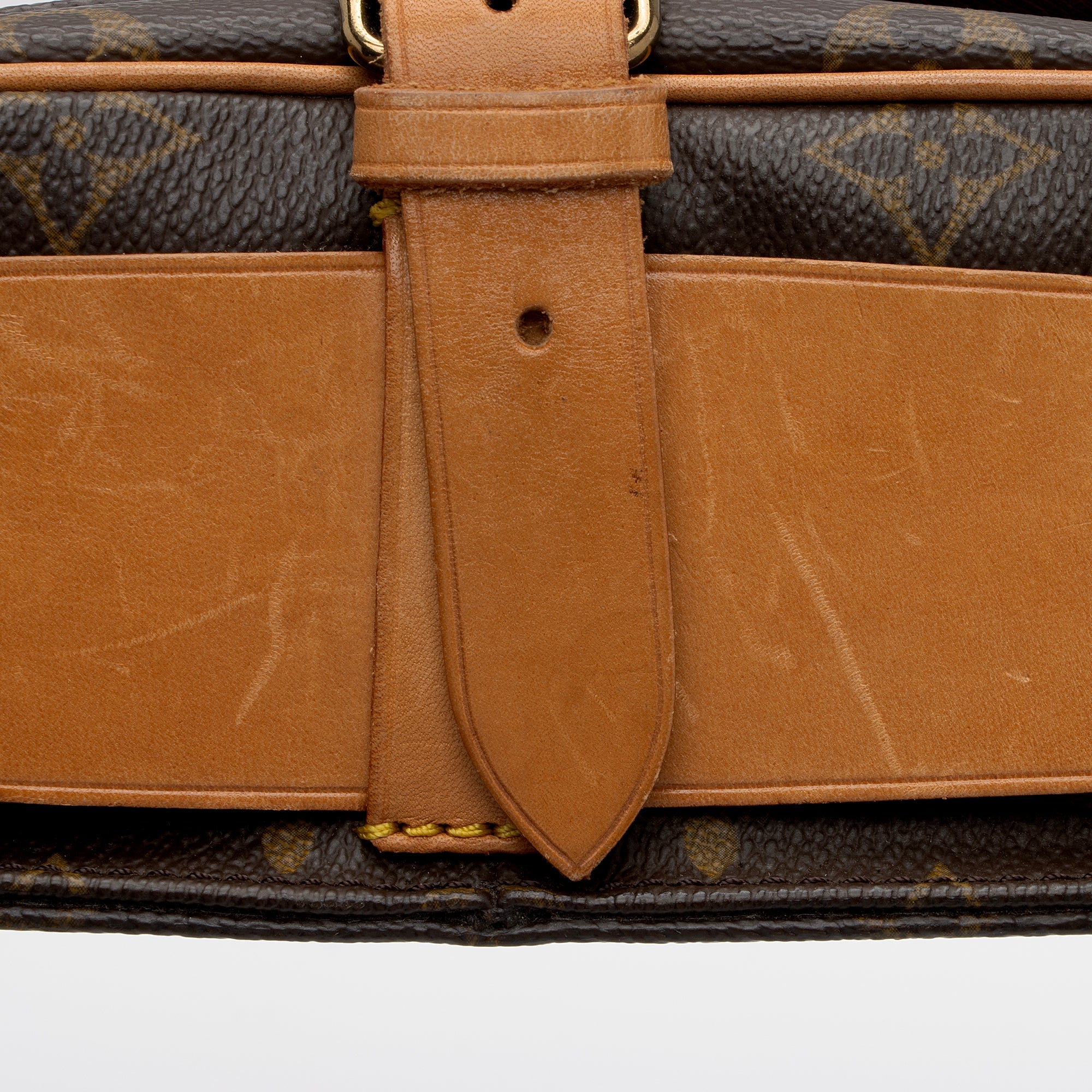Louis Vuitton Vintage Monogram Canvas Cartouchiere MM Shoulder Bag (SHF-Ns6wrZ)