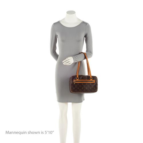 Louis Vuitton Vintage Monogram Canvas Cite MM Shoulder Bag (SHF-rVfRsp)