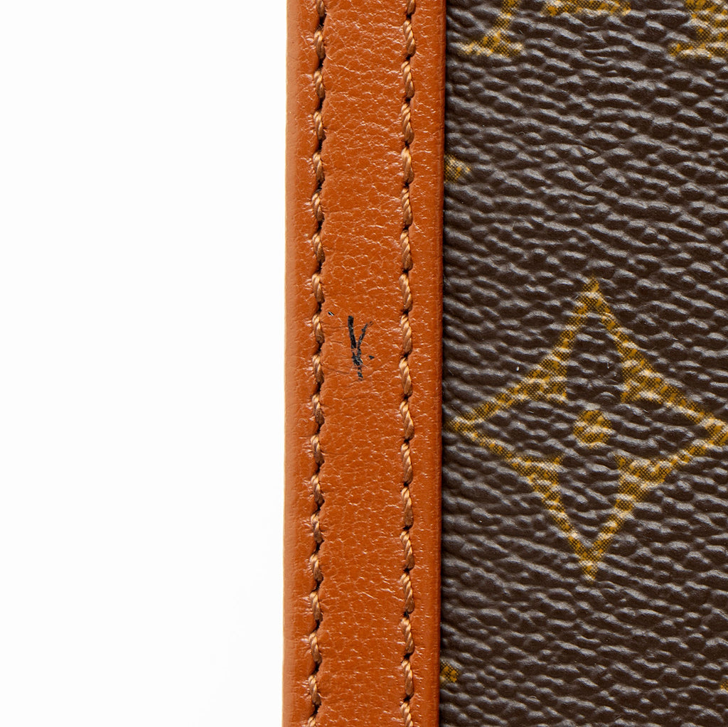 Louis Vuitton Vintage Monogram Canvas Dame 29 Clutch