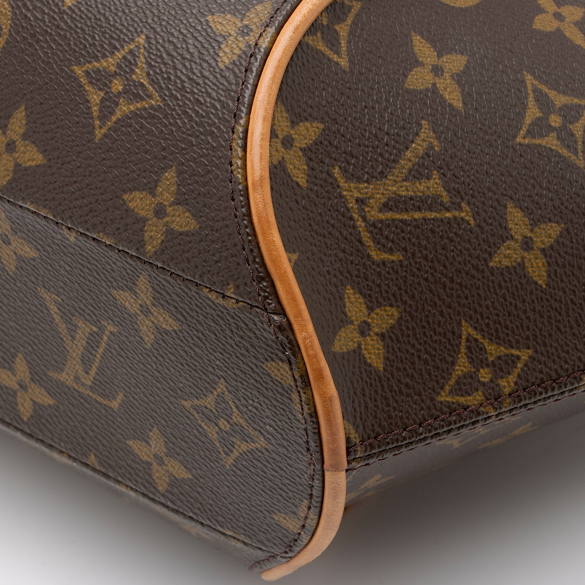 Louis Vuitton Vintage Monogram Canvas Ellipse PM Satchel (SHF-of2iF7)
