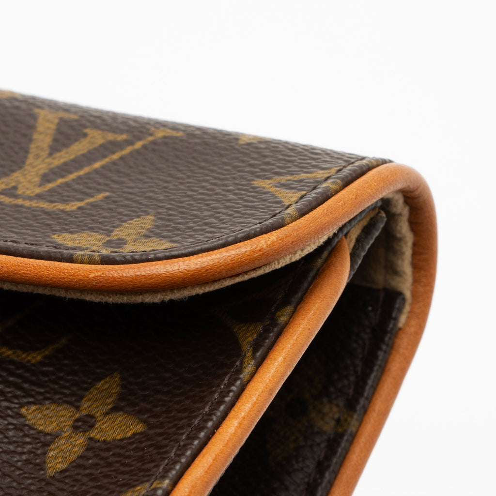 Louis Vuitton Vintage Monogram Canvas Florentine Pochette Belt Bag (SHF-DMF7dT)