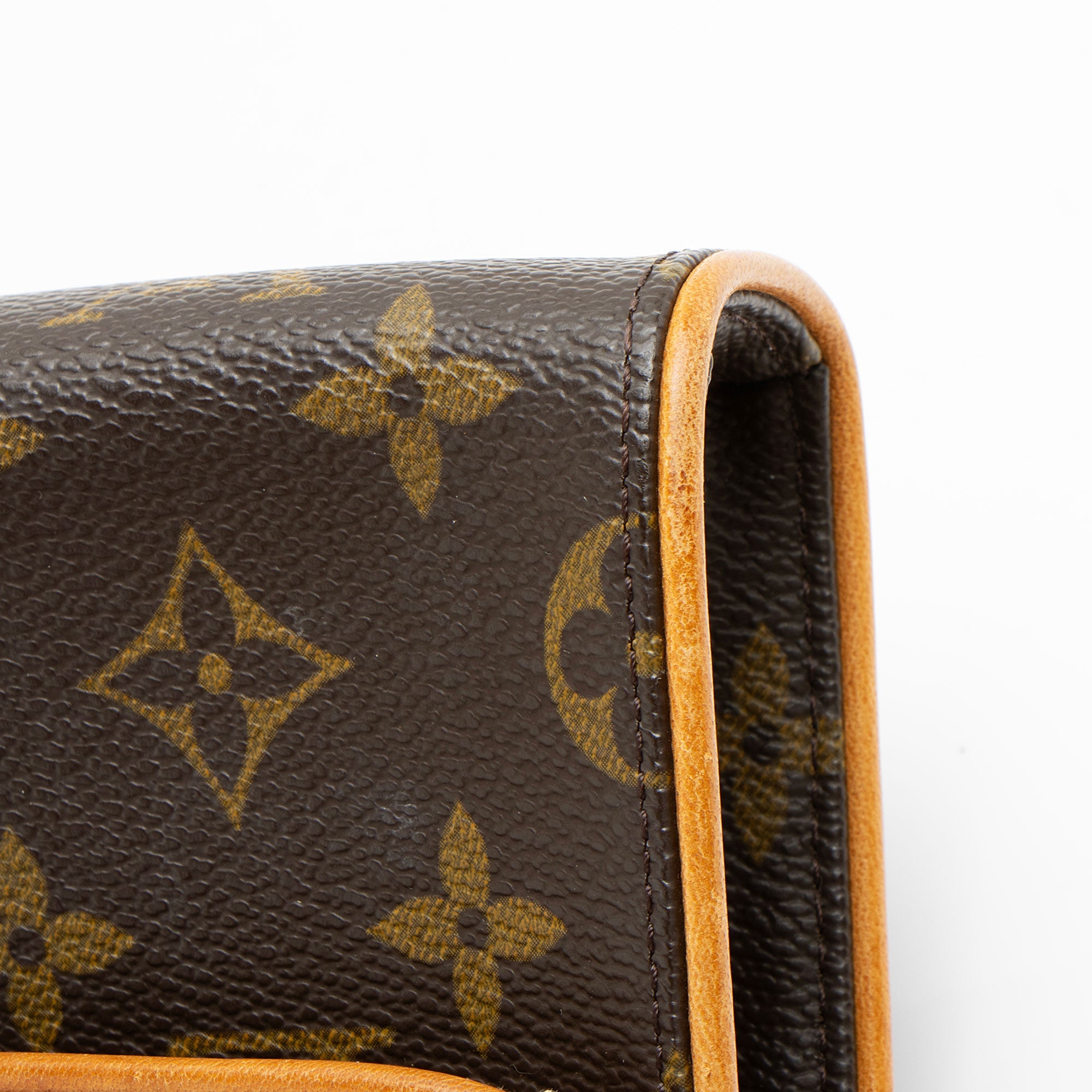Louis Vuitton Vintage Monogram Canvas Florentine Pochette Belt Bag