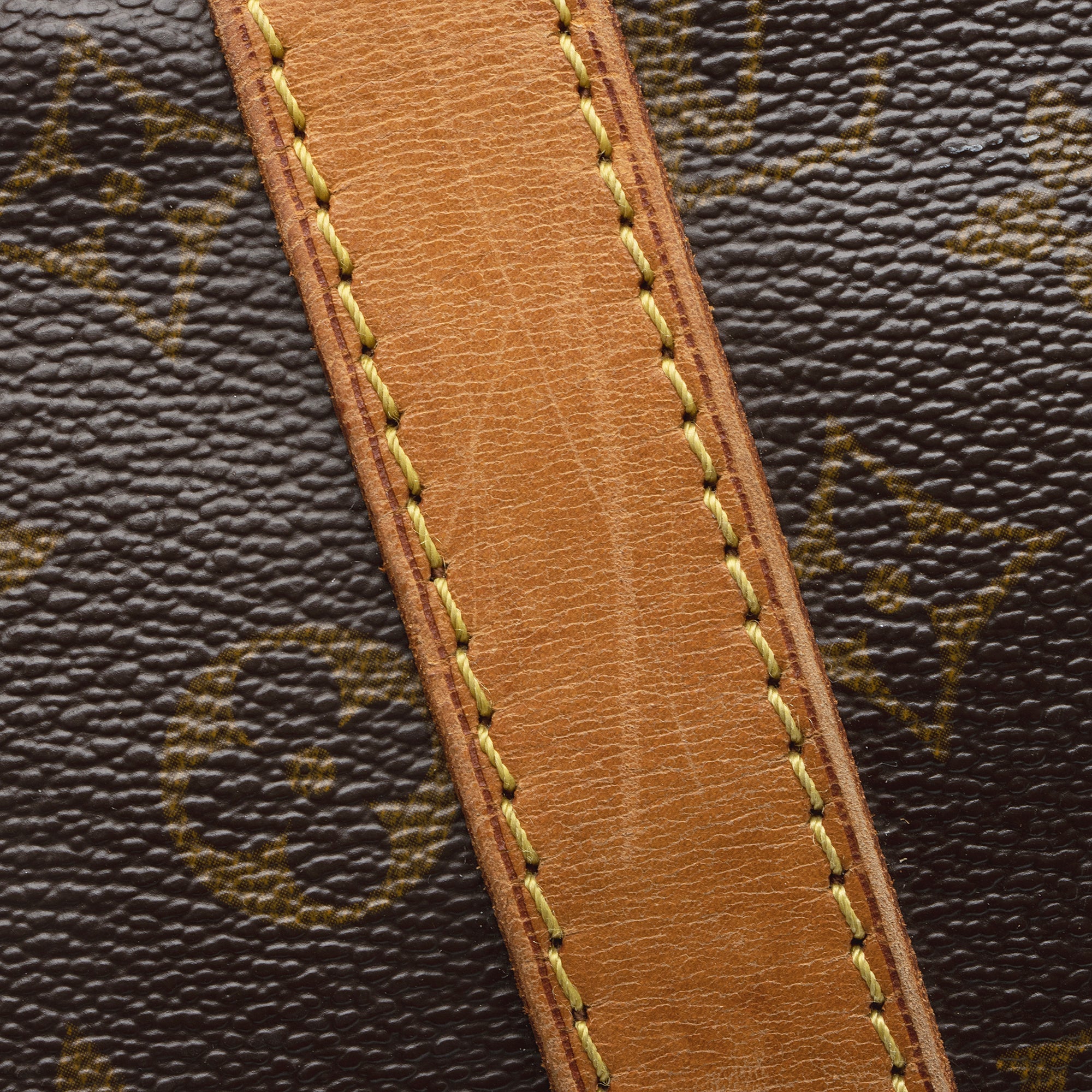 Louis Vuitton Vintage Monogram Canvas Keepall 45 Duffle Bag (SHF-23452)