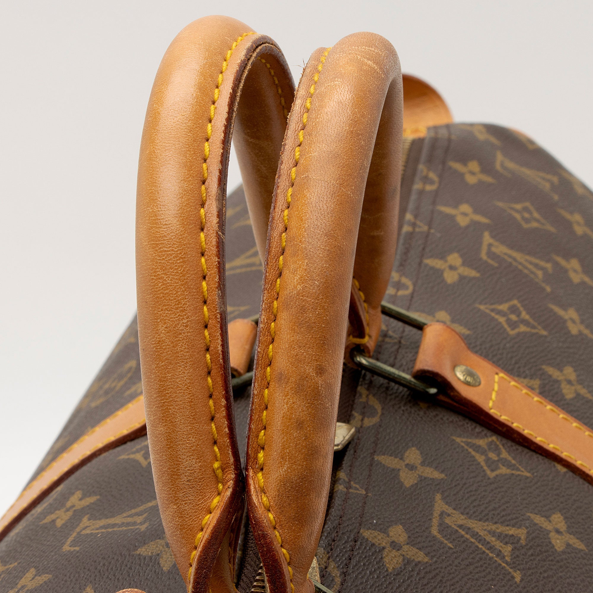 Louis Vuitton Vintage Monogram Canvas Keepall 55 Duffle Bag (SHF-z3uo3H)