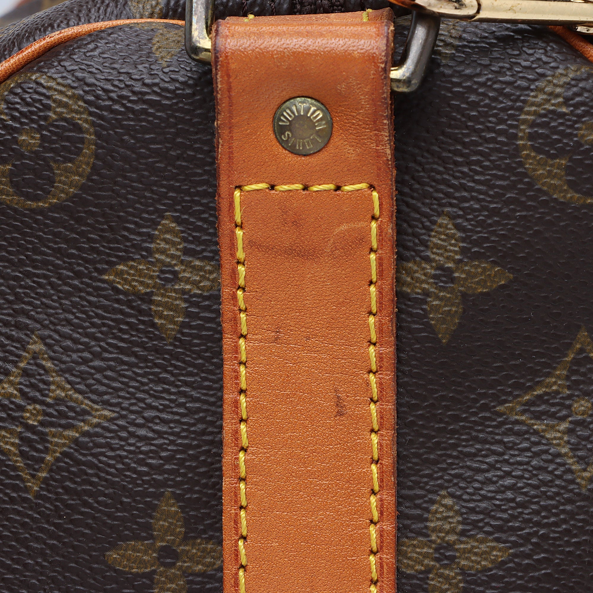 Louis Vuitton Vintage Monogram Canvas Keepall Bandouliere 50 Duffle Bag (SHF-vjjT94)