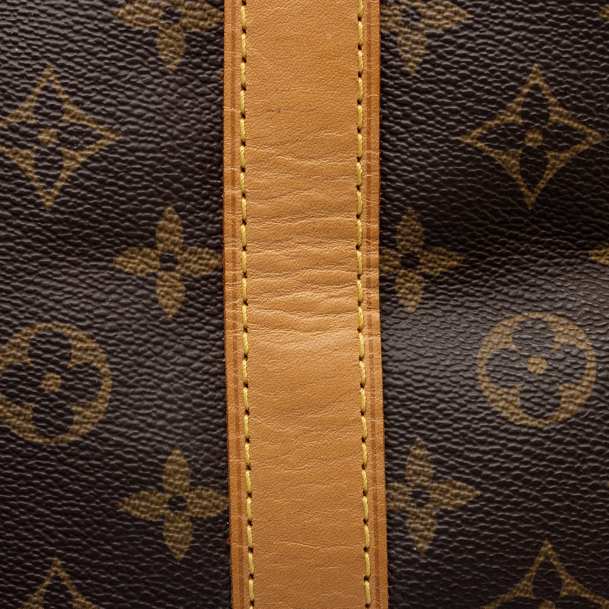 Louis Vuitton Vintage Monogram Canvas Keepall Bandouliere 55 Duffle Bag (SHF-g634Q4)