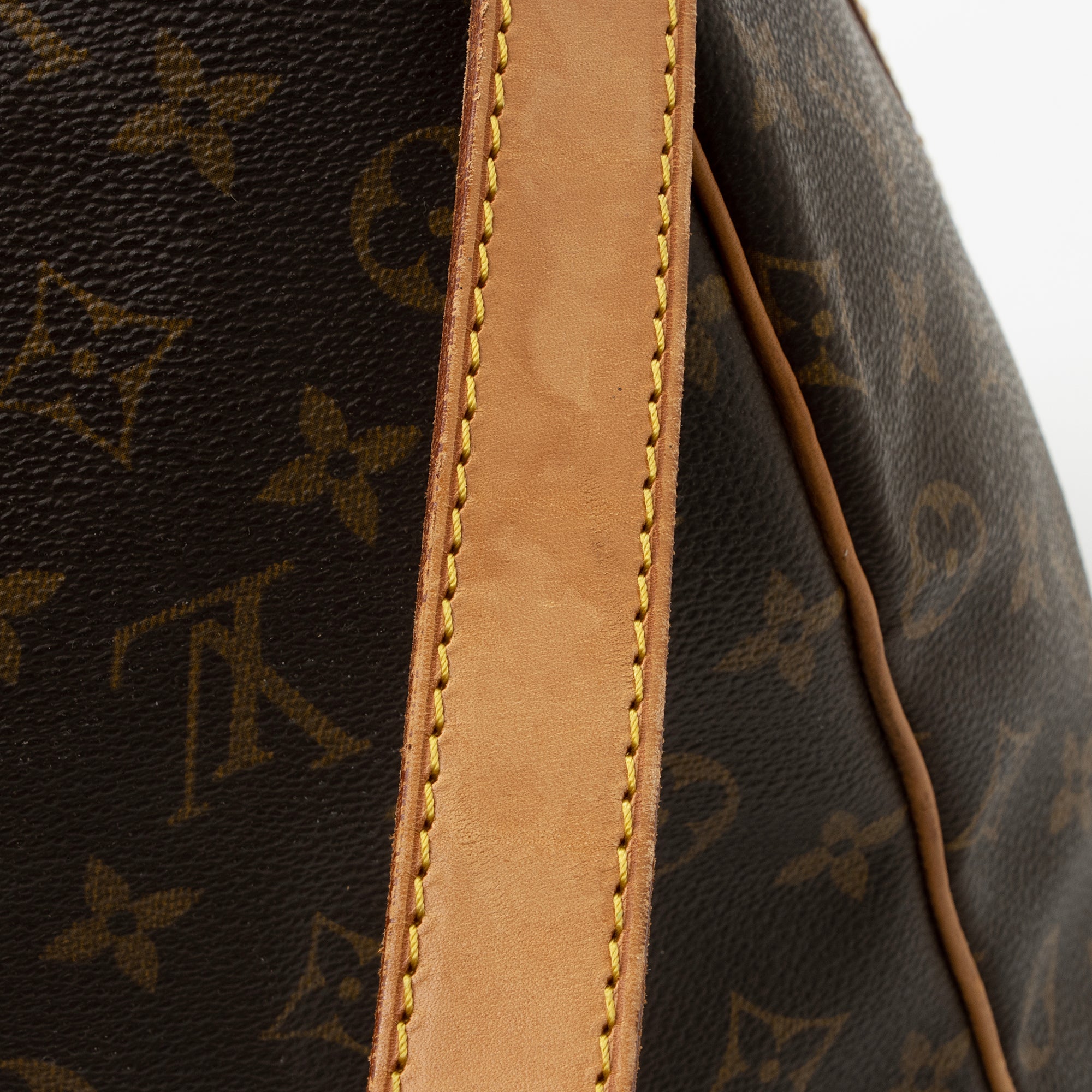 Louis Vuitton Vintage Monogram Canvas Keepall Bandouliere 60 Duffle Bag (SHF-Nob4B7)