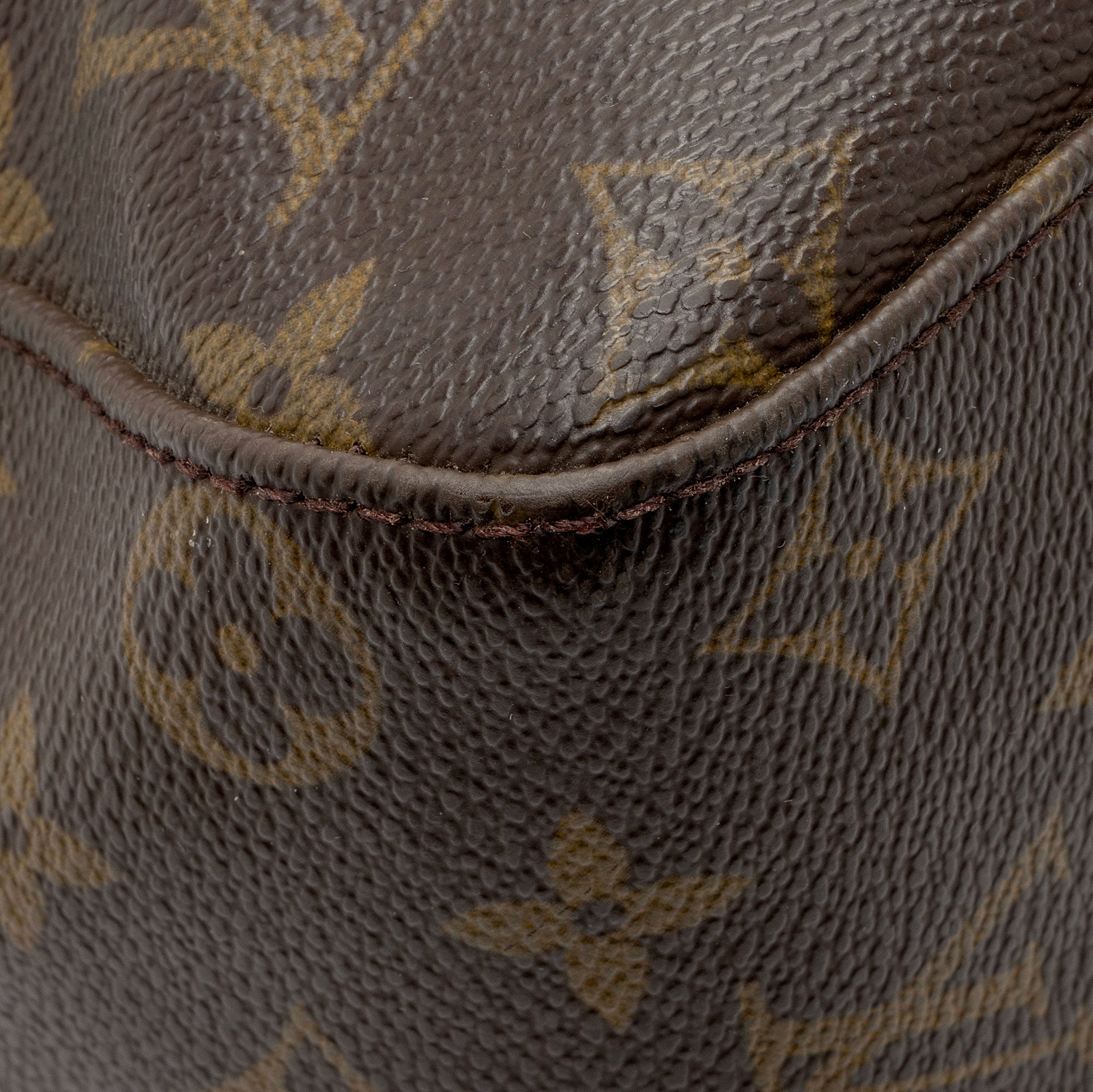 Louis Vuitton Vintage Monogram Canvas Looping GM Shoulder Bag (SHF-F5ph8C)