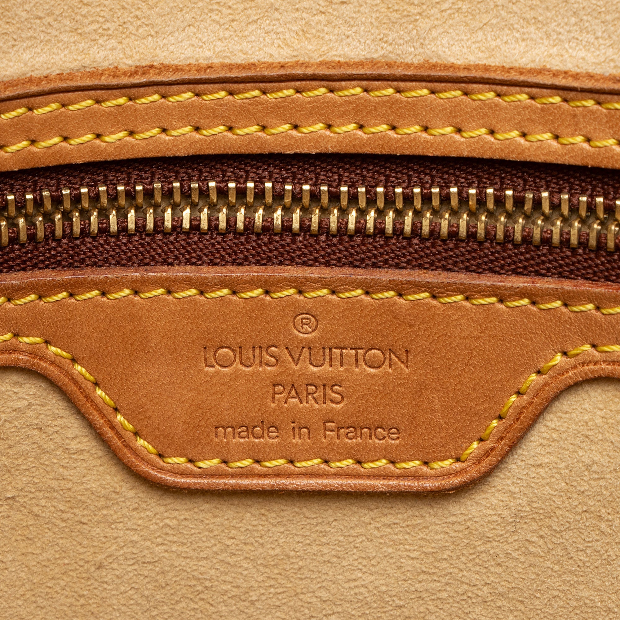 Louis Vuitton Vintage Monogram Canvas Looping GM Shoulder Bag (SHF-cGQjgM)