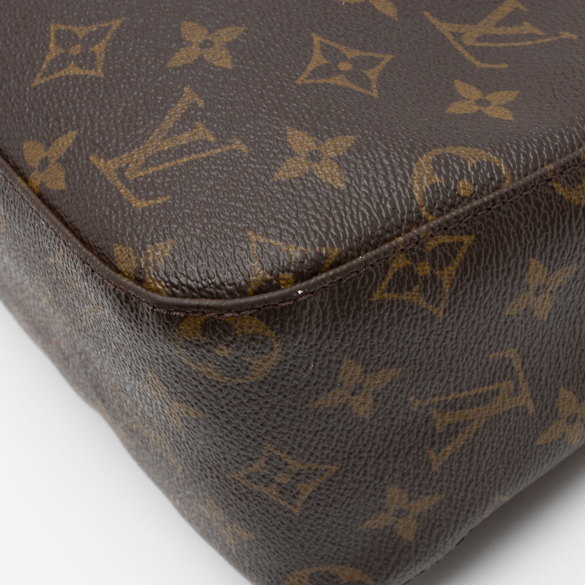 Louis Vuitton Vintage Monogram Canvas Looping MM Shoulder Bag (SHF-3bbaoG)